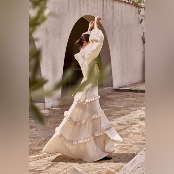 NWT VRG GRL Bonita Linen Ruffle Maxi Dress Cream Australia Brand - Picture 5 of 12